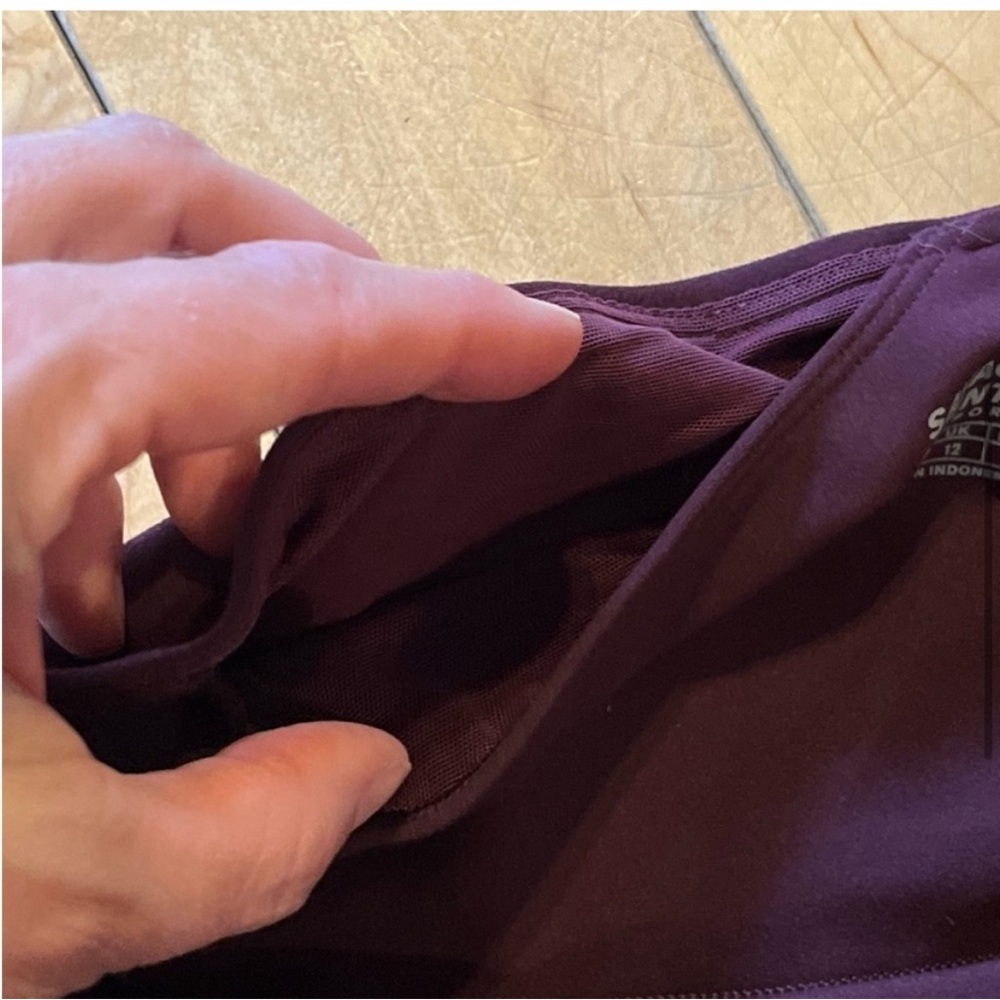 Savage x Fenty Sport Maroon leggings size large (US 8-10) - Picture 5 of 7